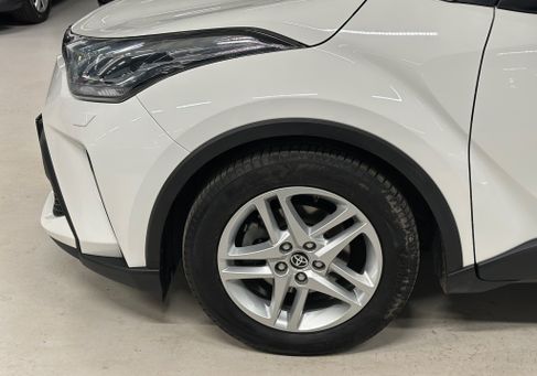 Toyota C-HR, 2023 3