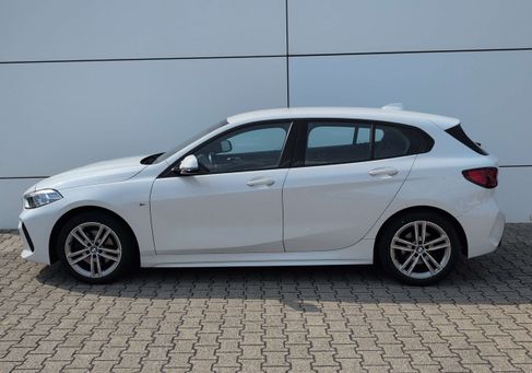 BMW 118, 2023