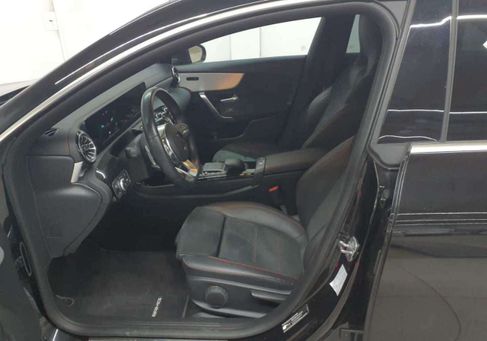 Mercedes-Benz CLA 250, 2022