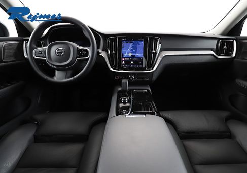 Volvo V60, 2025 2
