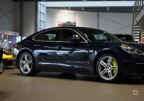 Porsche Panamera, 2021