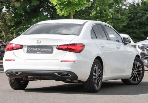 Mercedes-Benz A 180, 2025