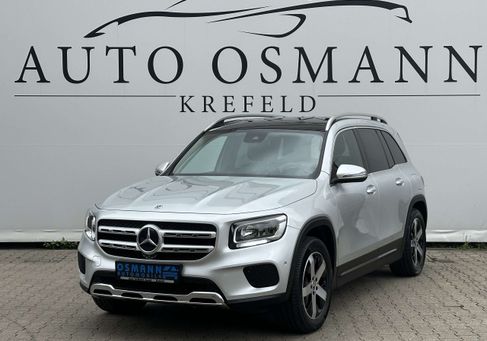 Mercedes-Benz GLB 180, 2022