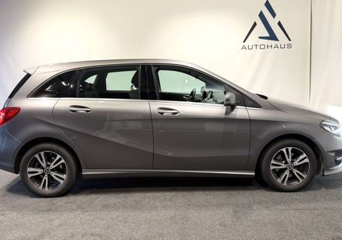 Mercedes-Benz B 200, 2017