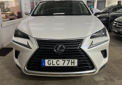 Lexus NX, 2019
