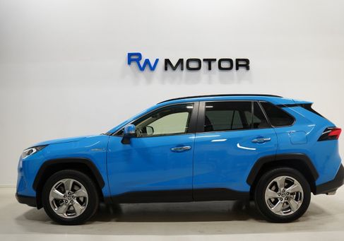 Toyota RAV 4, 2020 3