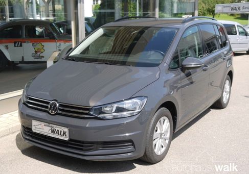 Volkswagen Touran, 2022