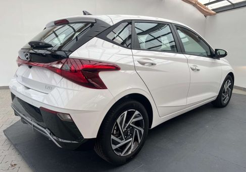 Hyundai i20, 2025 3