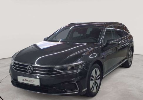 Volkswagen Passat, 2022
