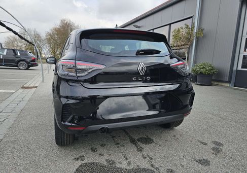Renault Clio, 2024