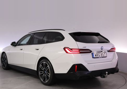 BMW 530, 2025