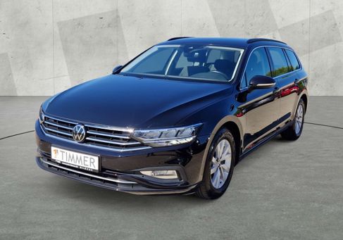 Volkswagen Passat Variant, 2023 3