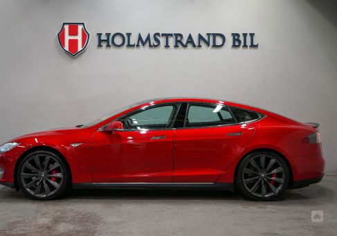 Tesla Model S, 2014