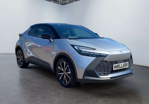 Toyota C-HR, 2025 3