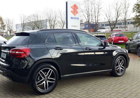 Mercedes-Benz GLA 180, 2018