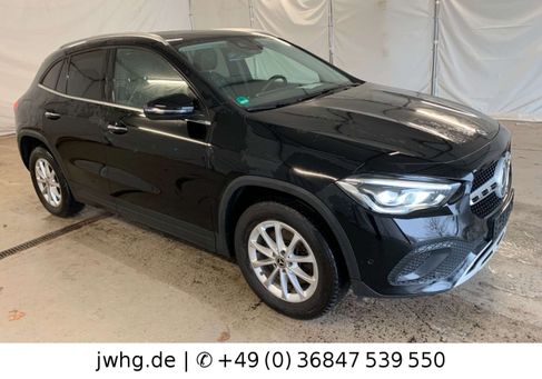 Mercedes-Benz GLA 250, 2021