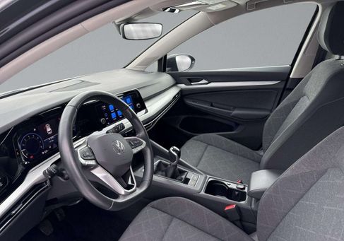 Volkswagen Golf, 2024 3
