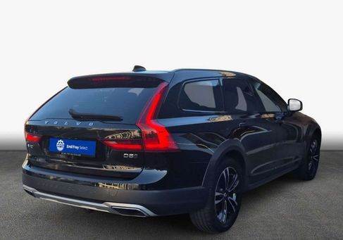 Volvo V90 Cross Country, 2019