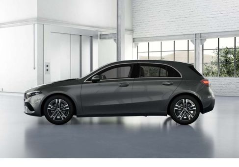 Mercedes-Benz A 180, 2025