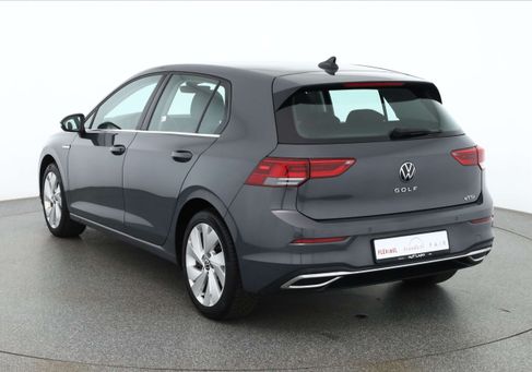 Volkswagen Golf, 2021 3