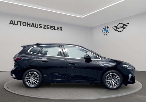 BMW 230, 2022