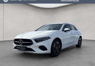 Mercedes-Benz A 180, 2025
