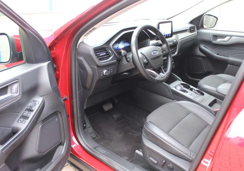 Ford Kuga, 2022
