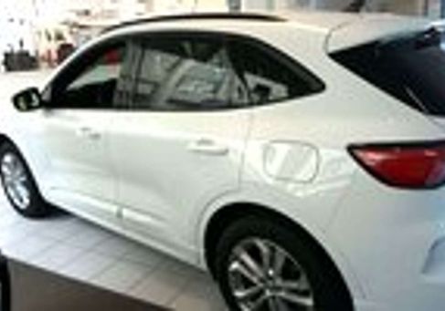Ford Kuga, 2021
