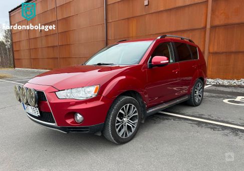 Mitsubishi Outlander, 2012