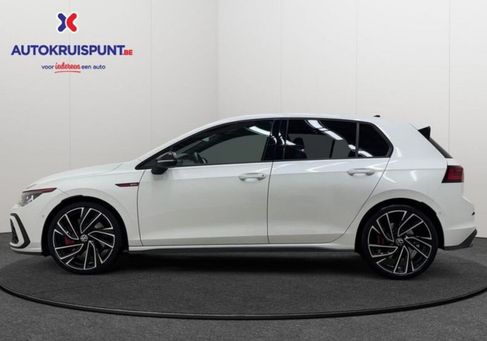 Volkswagen Golf, 2023 2