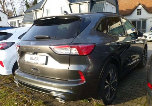 Ford Kuga, 2022