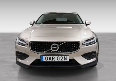 Volvo V60 Cross Country, 2024