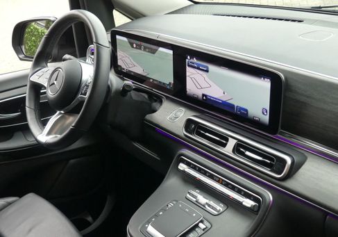 Mercedes-Benz V 300, 2024