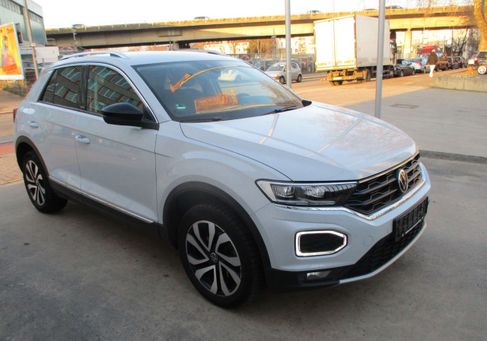 Volkswagen T-Roc, 2021