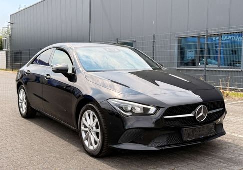 Mercedes-Benz CLA 180, 2021