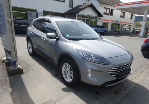 Ford Kuga, 2022