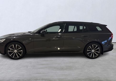 Volvo V60, 2025