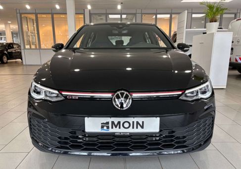 Volkswagen Golf, 2022 3