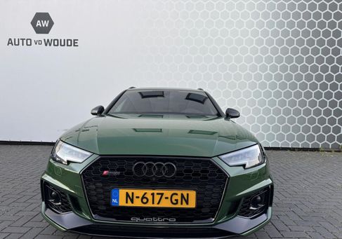 Audi RS4, 2018 3