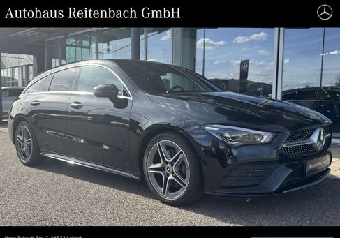 Mercedes-Benz CLA 200, 2022 3