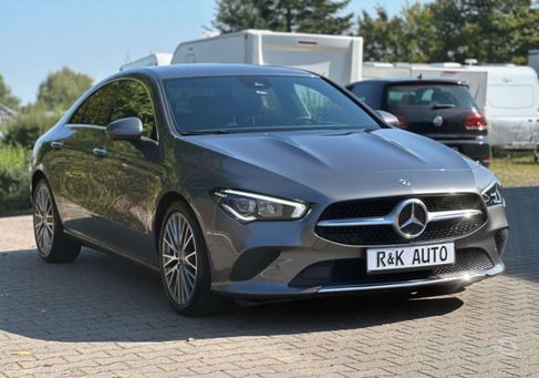 Mercedes-Benz CLA 200, 2021