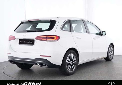 Mercedes-Benz B 250, 2022