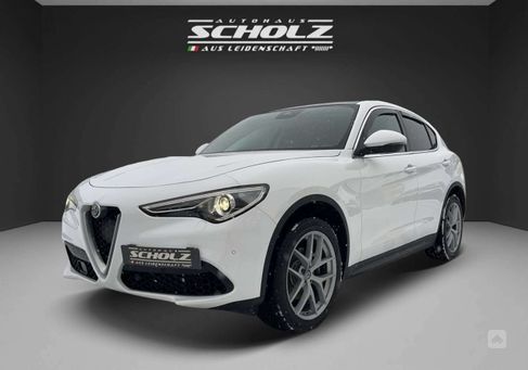 Alfa Romeo Stelvio, 2017