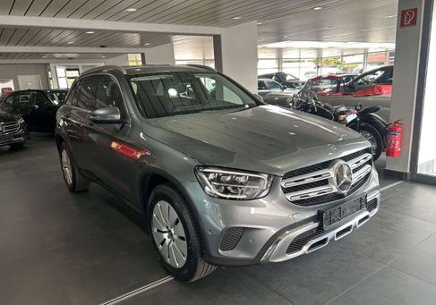 Mercedes-Benz GLC 300, 2022 3