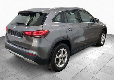 Mercedes-Benz GLA 180, 2024