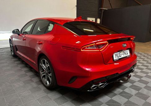 Kia Stinger, 2017