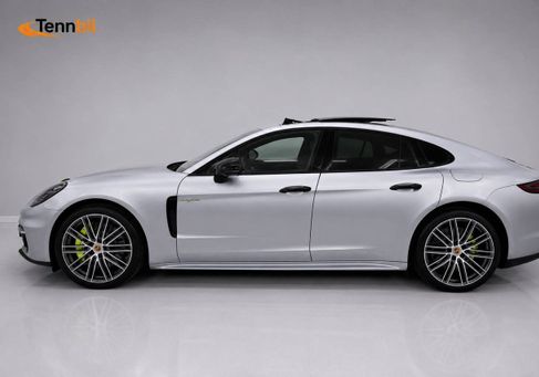 Porsche Panamera, 2018
