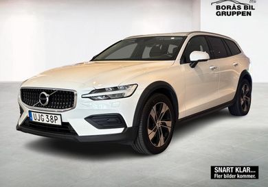 Volvo V60 Cross Country, 2022