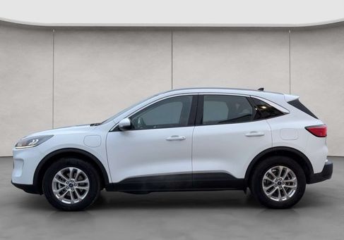 Ford Kuga, 2022