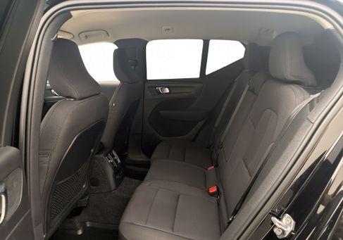 Volvo XC40, 2021 3